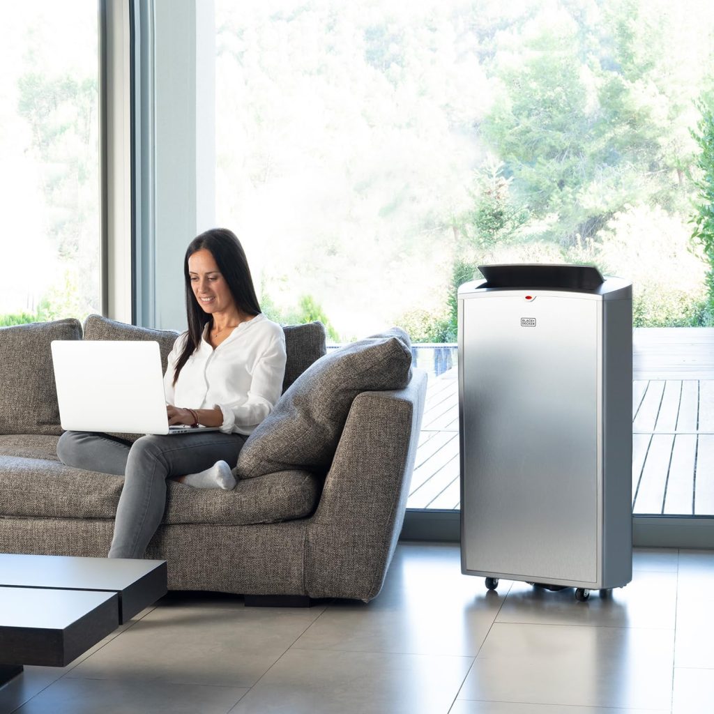 کولر گازی سیار بلک اند دکر مدل BXAC12000E